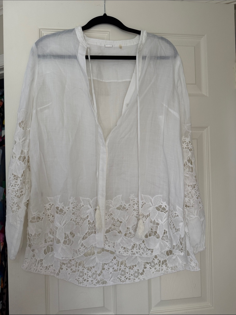 Elie Tahari White Lace-Trim Tunic Top